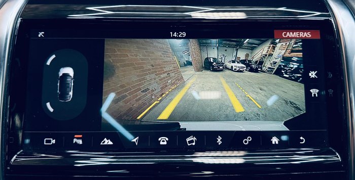 2020 Land Rover Discovery Sport D240 R-Dynamic HSE