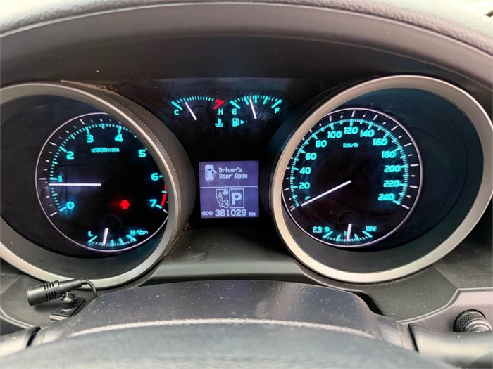 2010 TOYOTA LANDCRUISER VX (4x4)