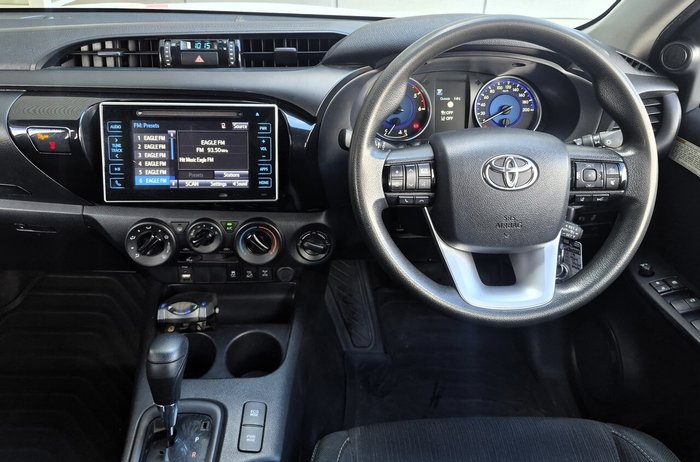 2019 Toyota Hilux SR