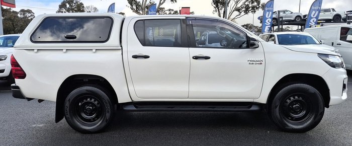 2019 Toyota Hilux SR