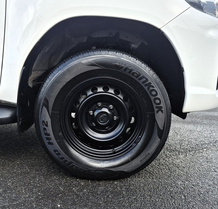 2019 Toyota Hilux SR