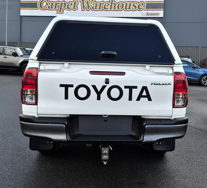 2019 Toyota Hilux SR