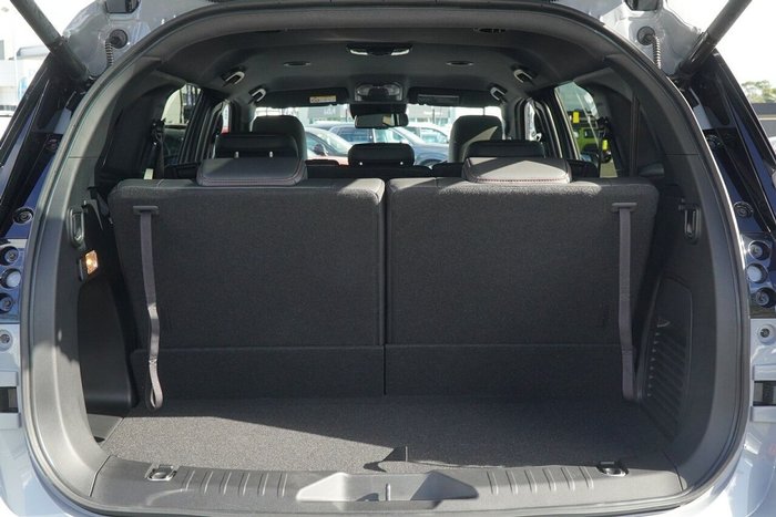 2026 Isuzu MU-X X-TERRAIN