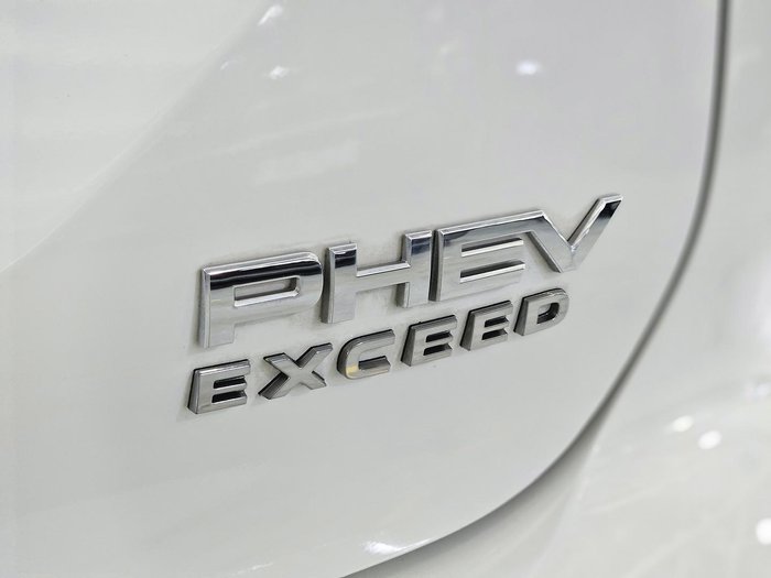 2023 Mitsubishi Outlander PHEV Exceed