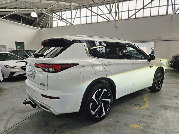 2023 Mitsubishi Outlander PHEV Exceed