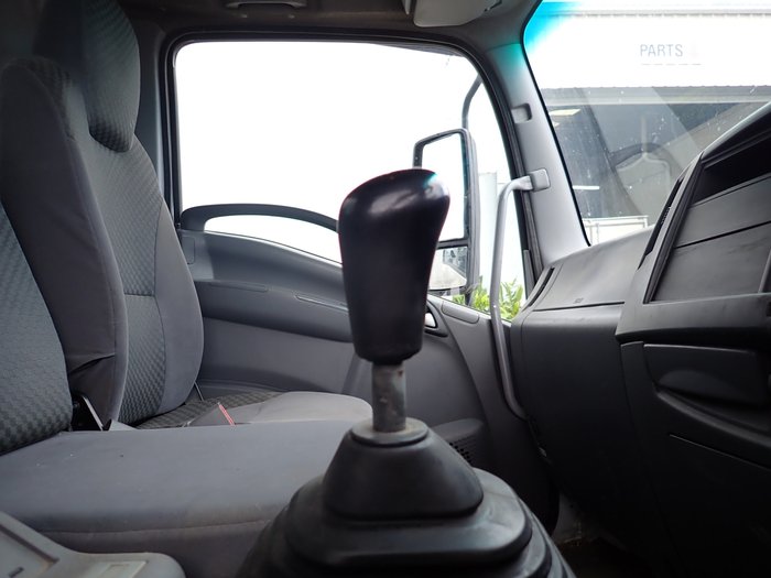 2018 ISUZU FRR 107-210