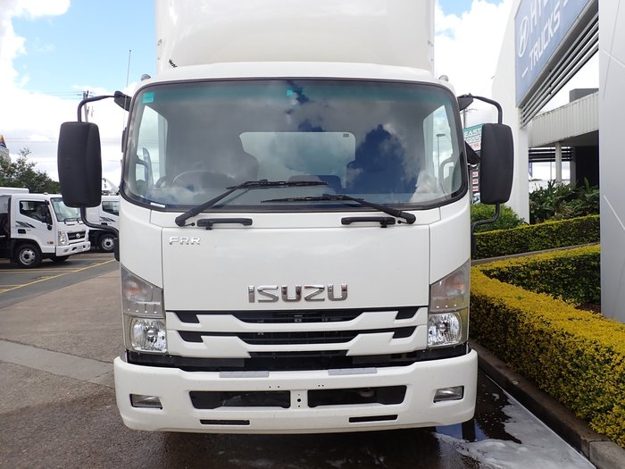 2018 ISUZU FRR 107-210