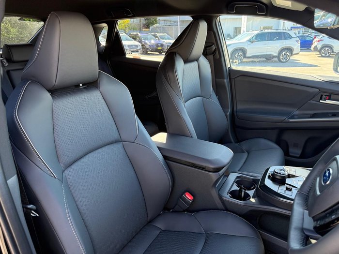 2025 Subaru Solterra AWD