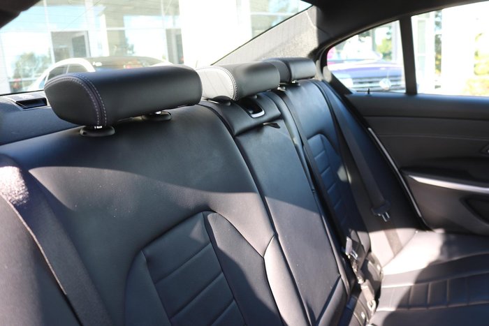 2022 BMW 3 Series 320i M Sport
