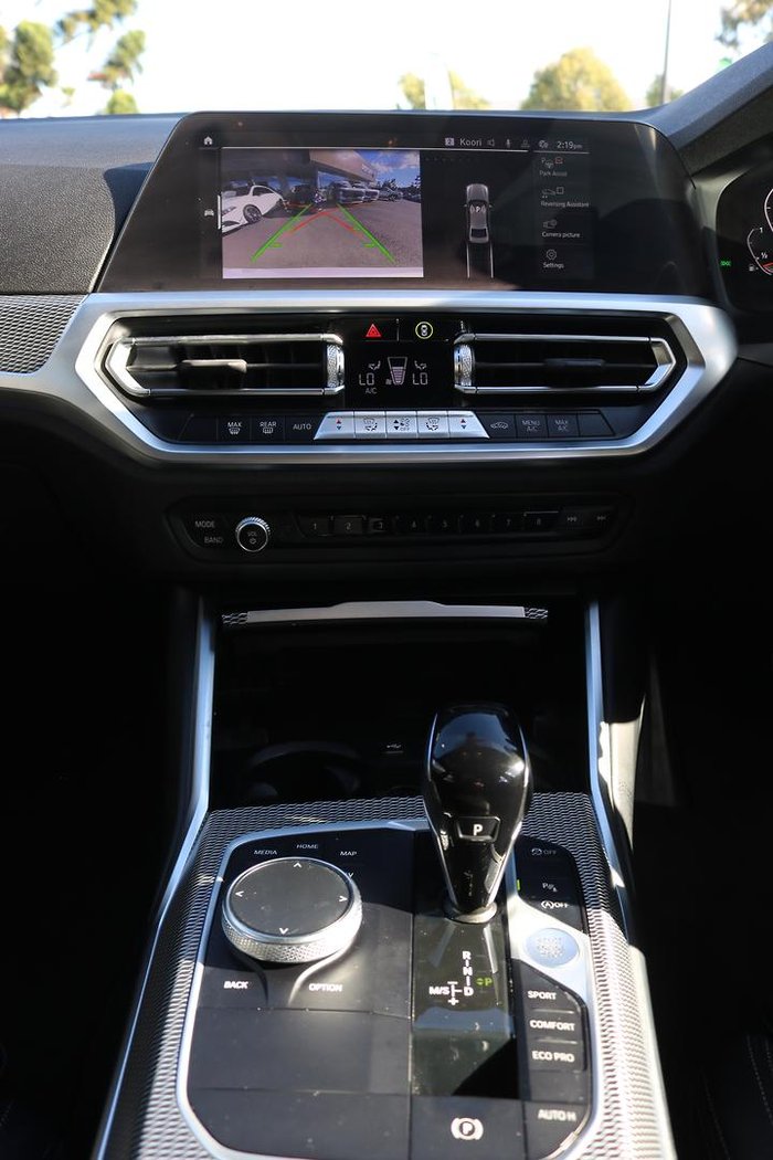2022 BMW 3 Series 320i M Sport