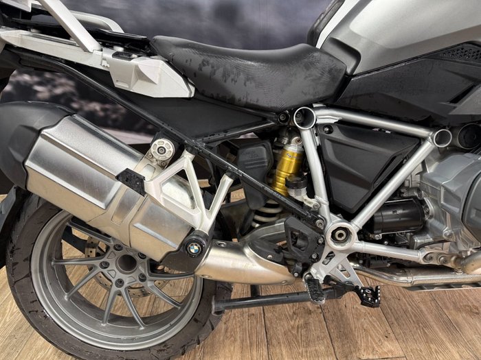 2017 BMW Motorrad R1200 GS WHITE