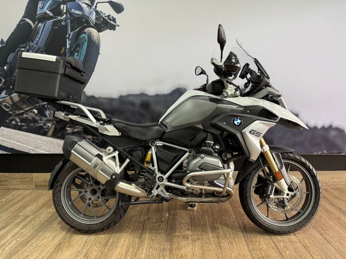 2017 BMW Motorrad R1200 GS WHITE