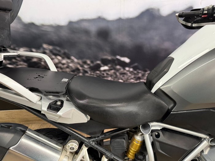 2017 BMW Motorrad R1200 GS WHITE