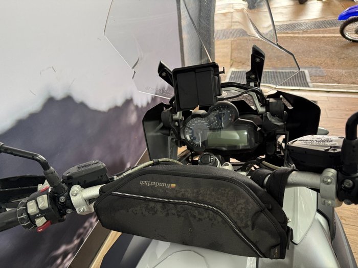 2017 BMW Motorrad R1200 GS WHITE