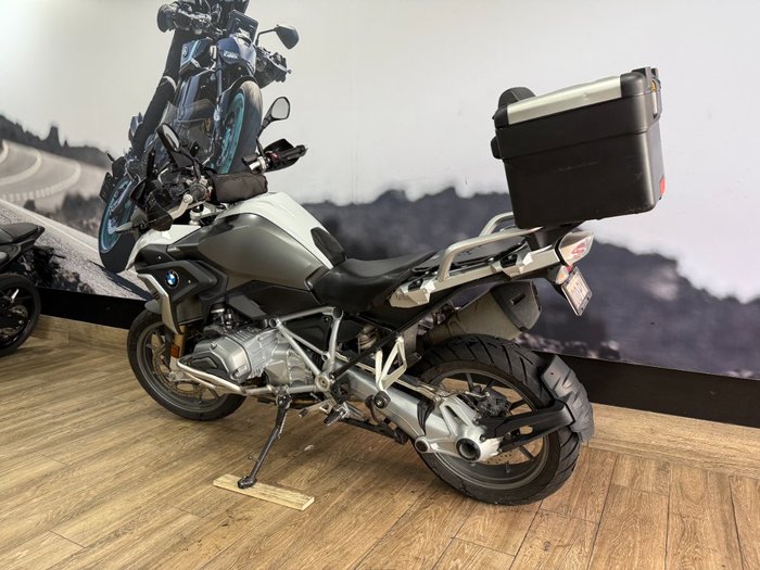 2017 BMW Motorrad R1200 GS WHITE