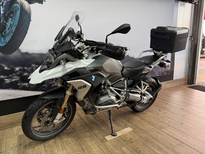 2017 BMW Motorrad R1200 GS WHITE