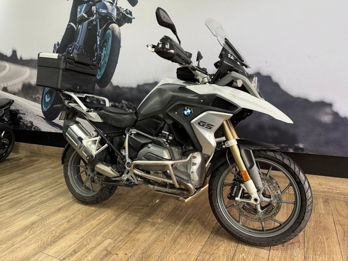 2017 BMW Motorrad R1200 GS WHITE