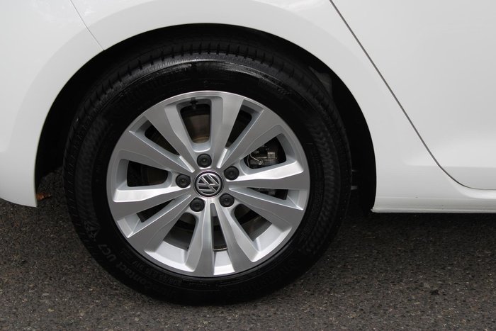 2019 Volkswagen Golf 110TSI Trendline 7.5 MY19.5 Pure White