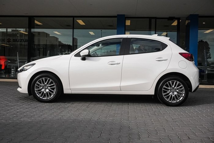 2022 Mazda 2 G15 Evolve