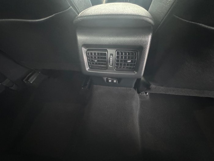 2019 Toyota Camry SL
