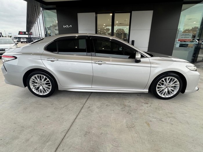 2019 Toyota Camry SL