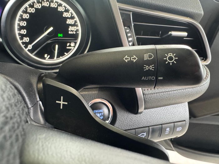 2019 Toyota Camry SL