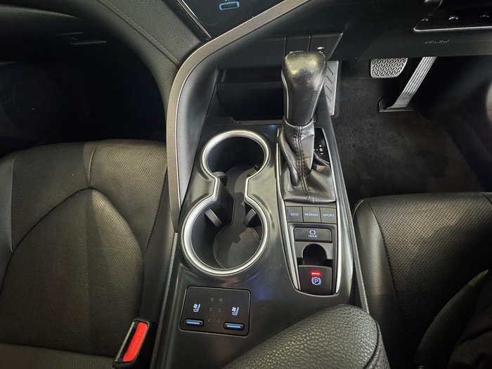 2019 Toyota Camry SL