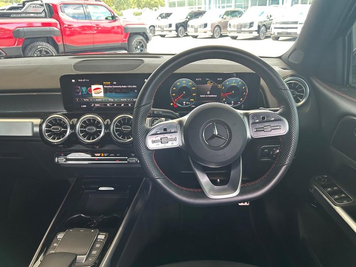 2022 Mercedes-Benz GLB-Class GLB200