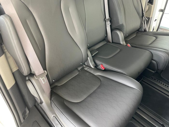 2025 Kia Carnival GT-Line HEV