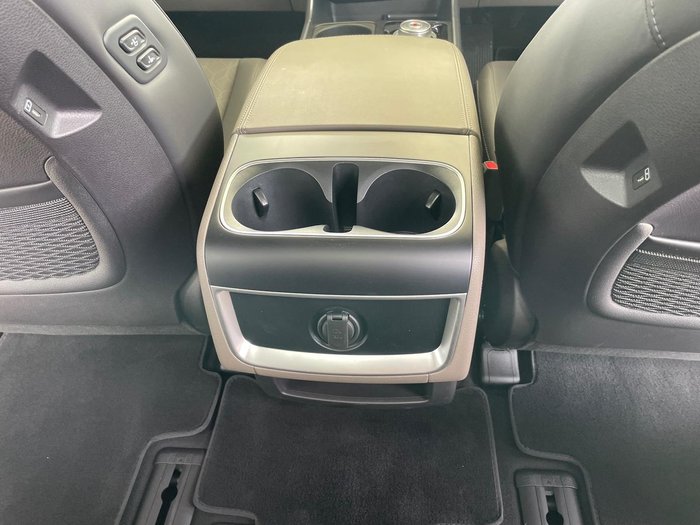 2025 Kia Carnival GT-Line HEV