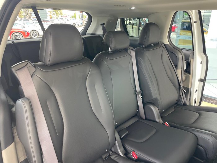 2025 Kia Carnival GT-Line HEV
