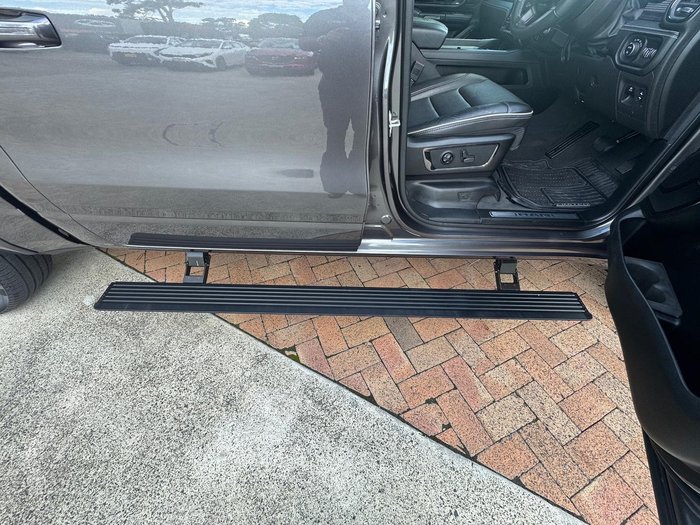 2022 RAM 1500 Laramie RamBox