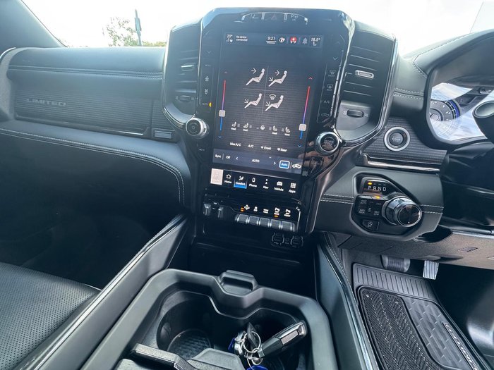 2022 RAM 1500 Laramie RamBox