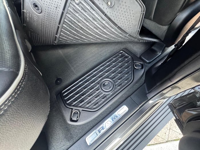2022 RAM 1500 Laramie RamBox
