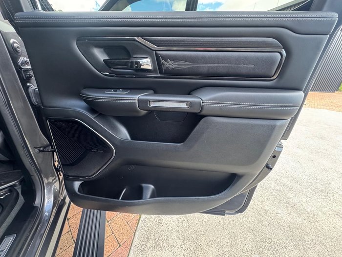 2022 RAM 1500 Laramie RamBox