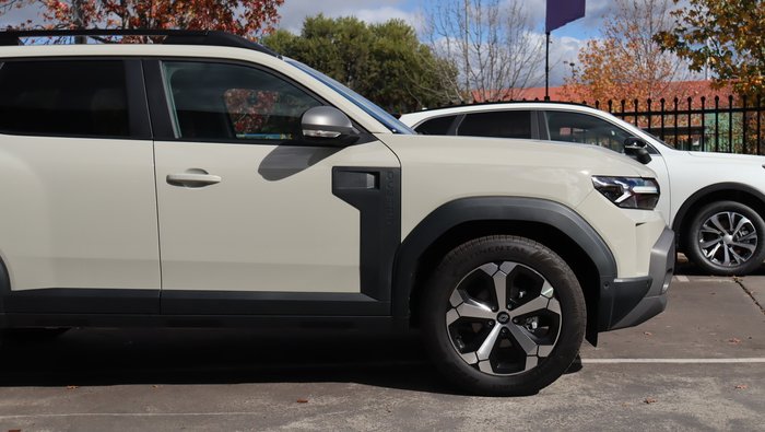 2025 Renault Duster Techno