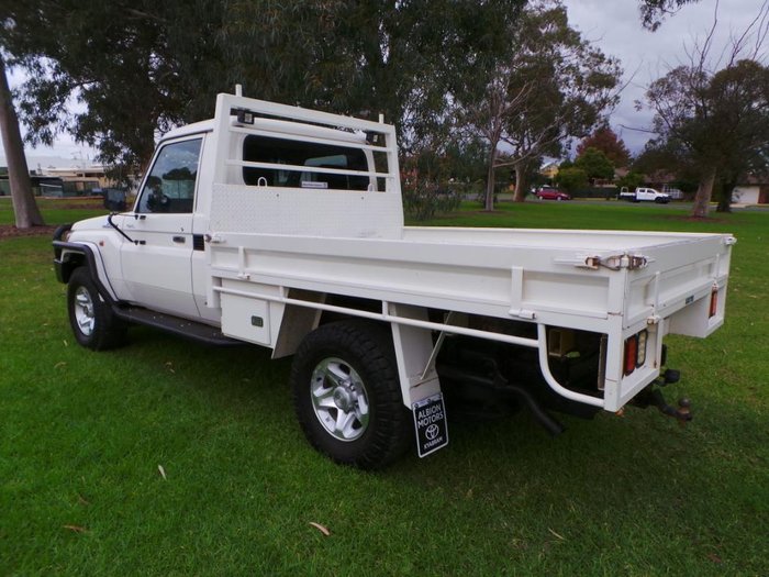 2015 Toyota Landcruiser GXL