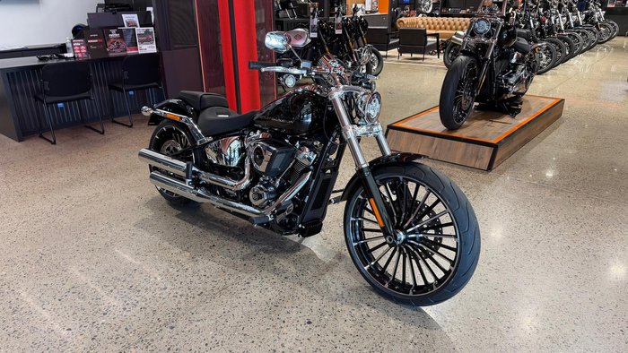 2025 Harley-Davidson Breakout 117 (FXBR) Softail Black