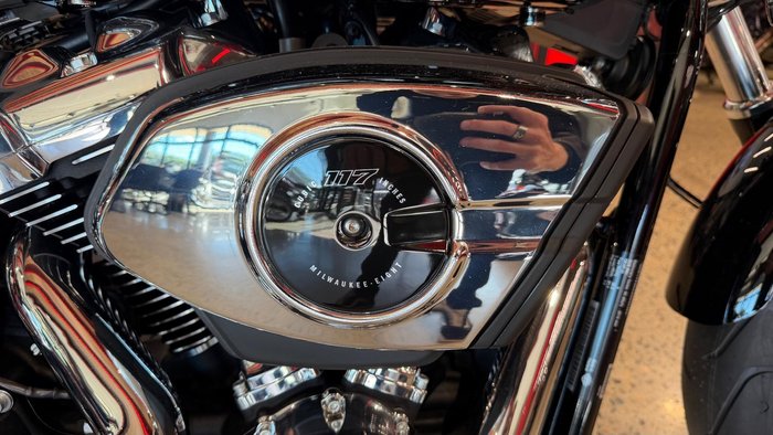 2025 Harley-Davidson Breakout 117 (FXBR) Softail Black