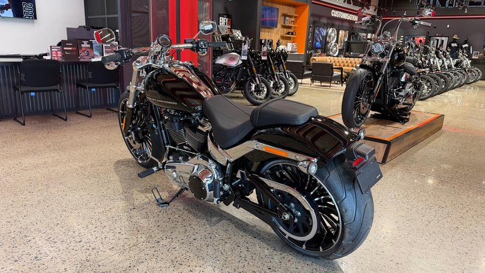 2025 Harley-Davidson Breakout 117 (FXBR) Softail Black