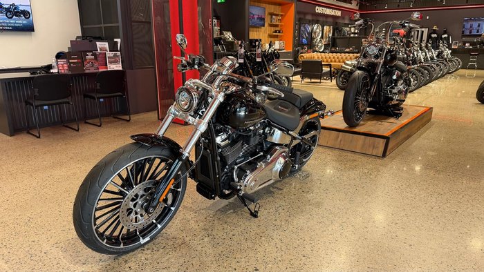 2025 Harley-Davidson Breakout 117 (FXBR) Softail Black