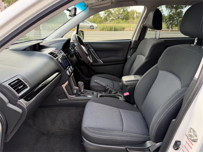 2017 SUBARU FORESTER 2.0D-L