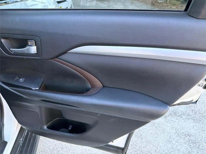 2015 TOYOTA KLUGER GXL (4x2)