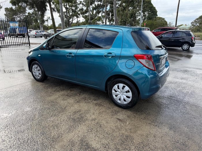 2012 TOYOTA YARIS YR