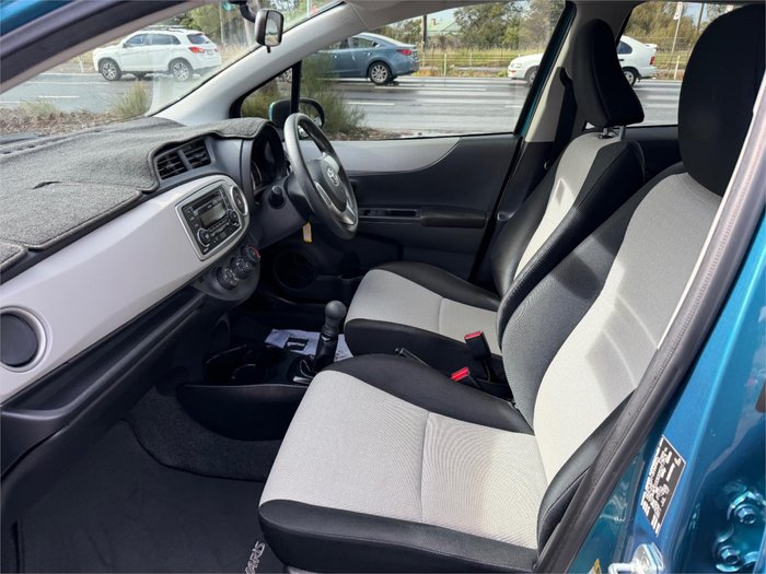 2012 TOYOTA YARIS YR