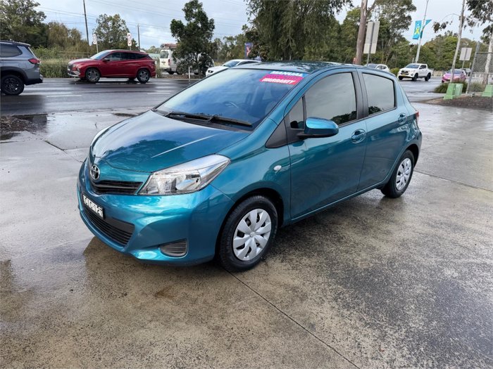 2012 TOYOTA YARIS YR