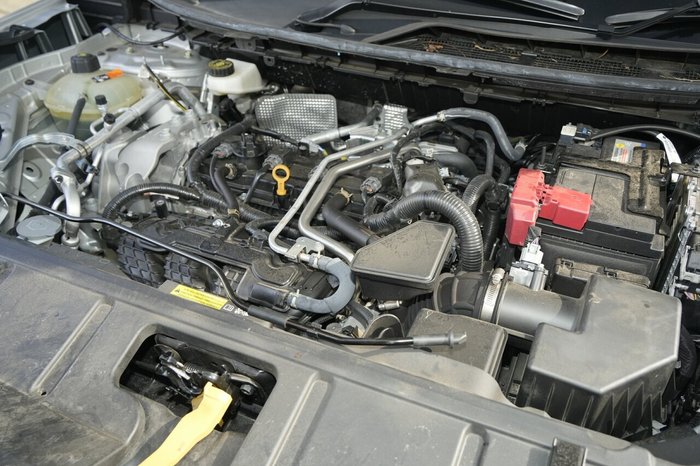 2025 Nissan X-TRAIL ST