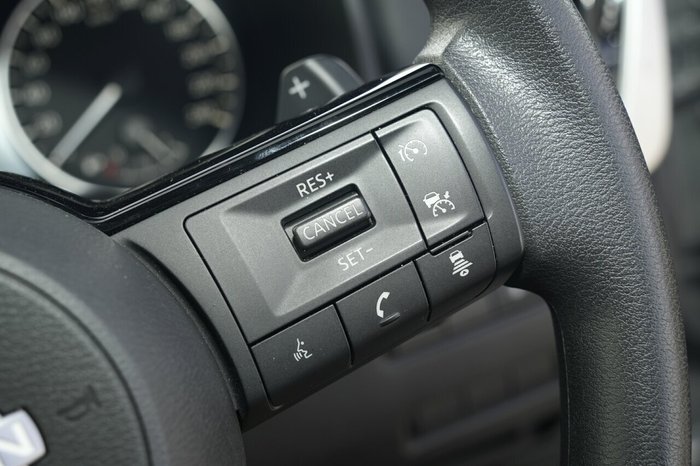 2025 Nissan X-TRAIL ST