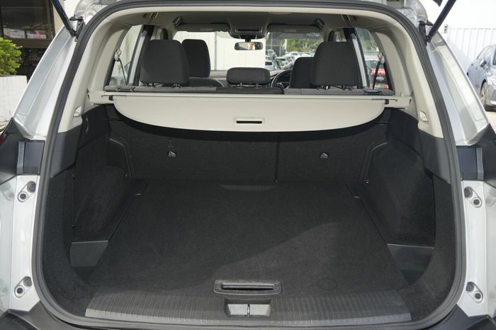 2025 Nissan X-TRAIL ST