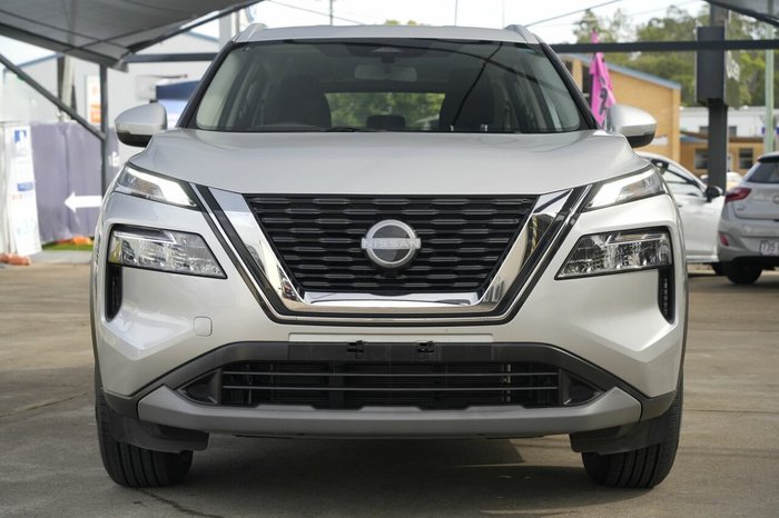 2025 Nissan X-TRAIL ST